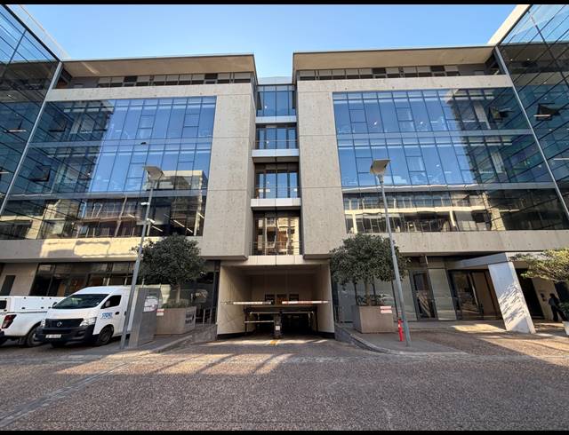 5,141M² OFFICE TO LET IN CAPE TOWN CITY CENTRE